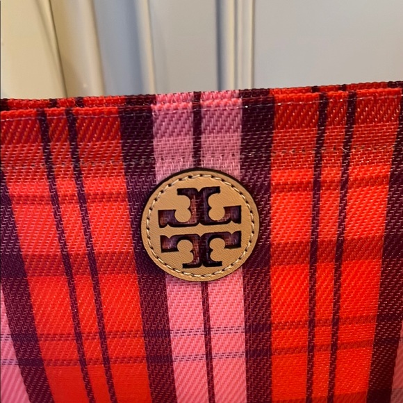 Tory Burch Emerson mesh market tote - Picture 2 of 7